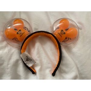 RARE 2021 DISNEY HALLOWEEN LIGHT UP BALLOON EARS